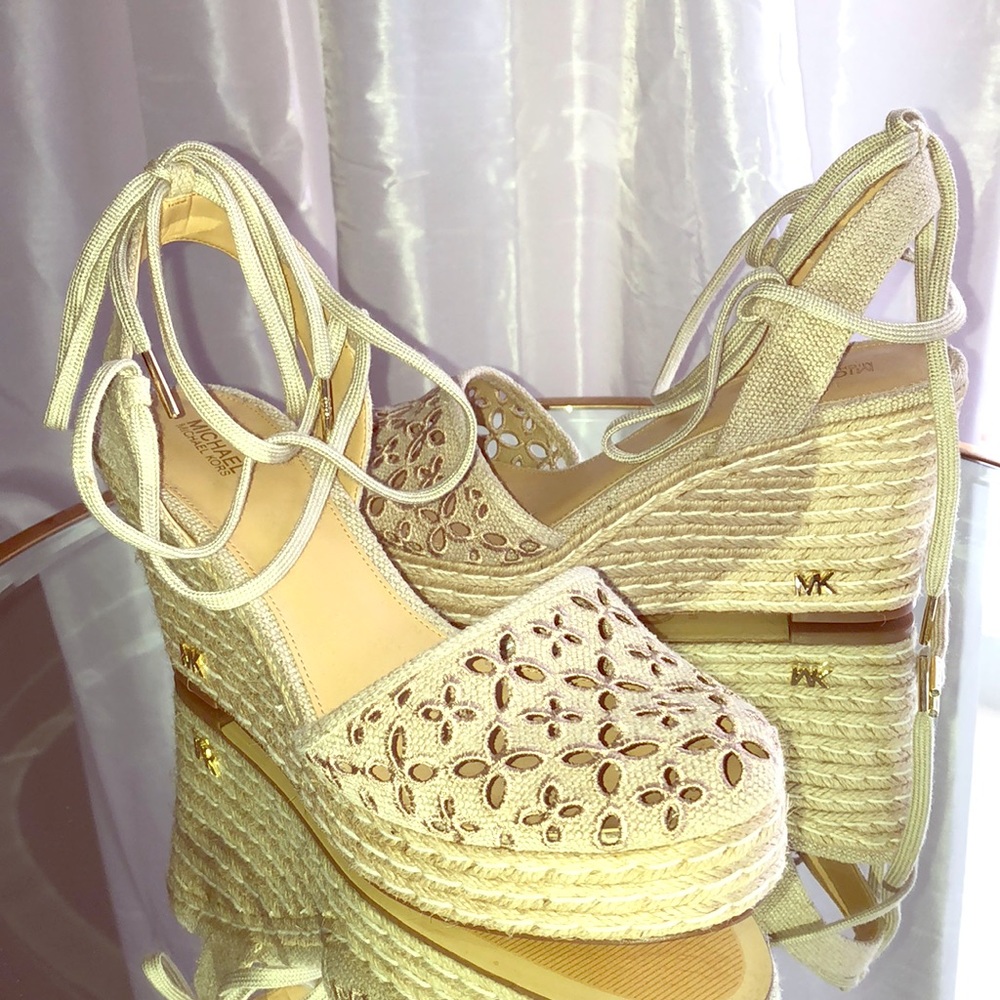 Michael Kors Darci Espadrille Wedge Sandals Gold Lace Up Women’s Size 10